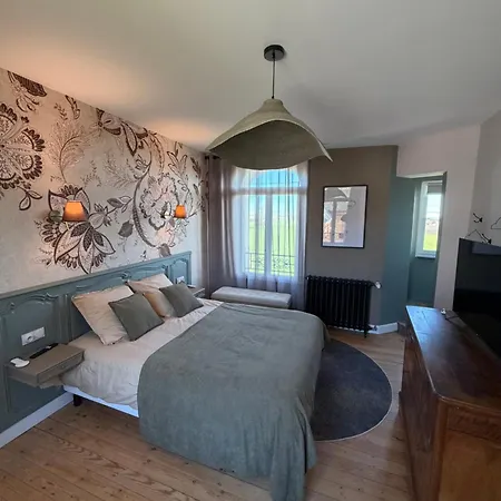 Le Du Riot Del Val Holiday home *